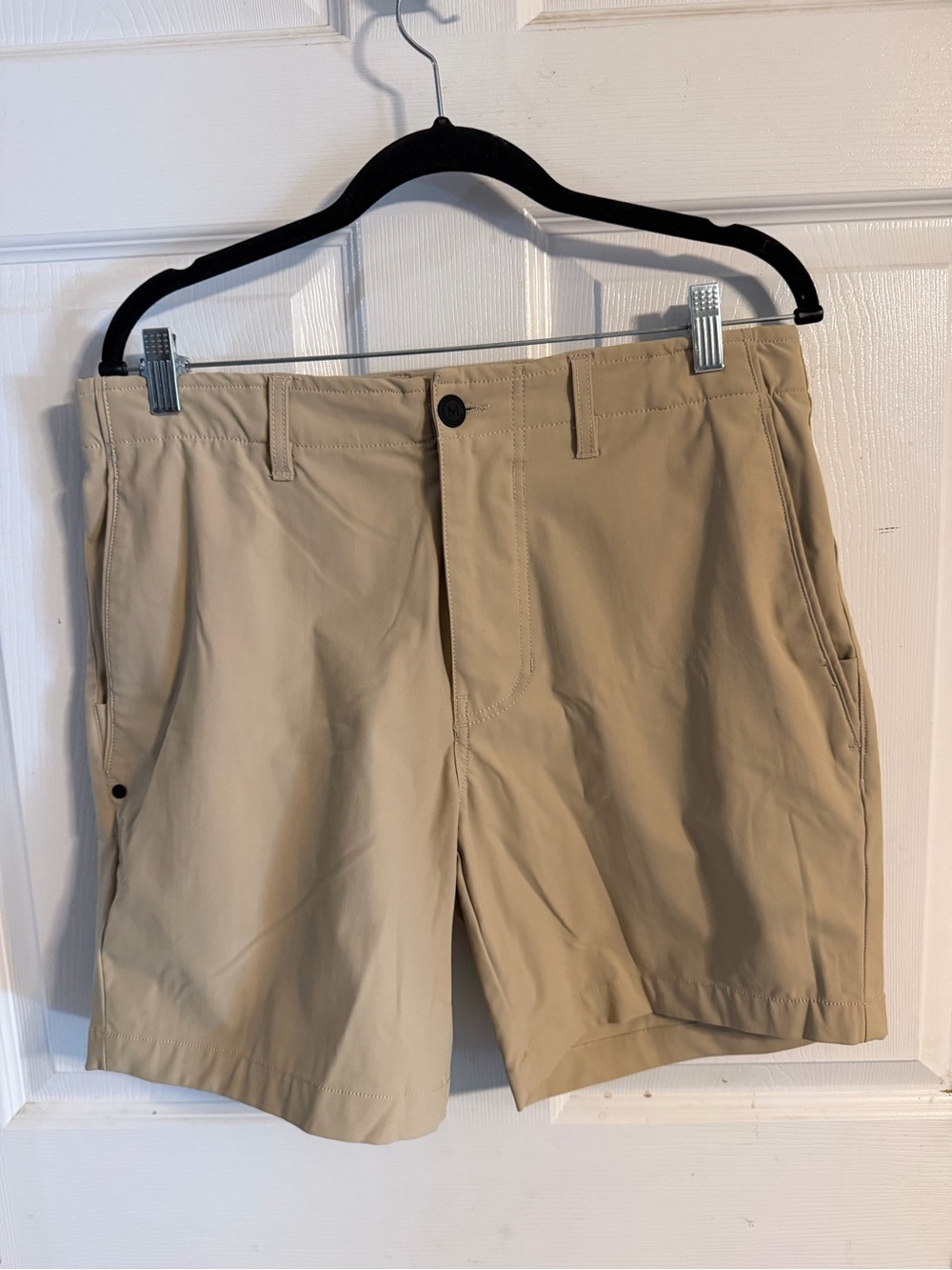 Men's Flat-Front Casual Shorts - Khaki